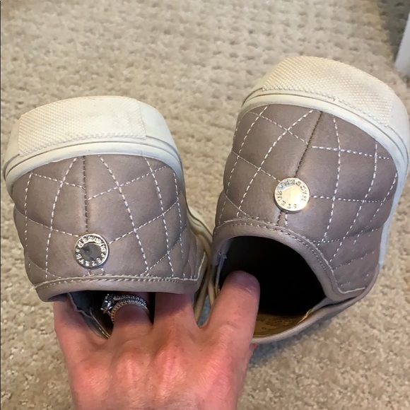 Steve Madden slides - Picture 2 of 3